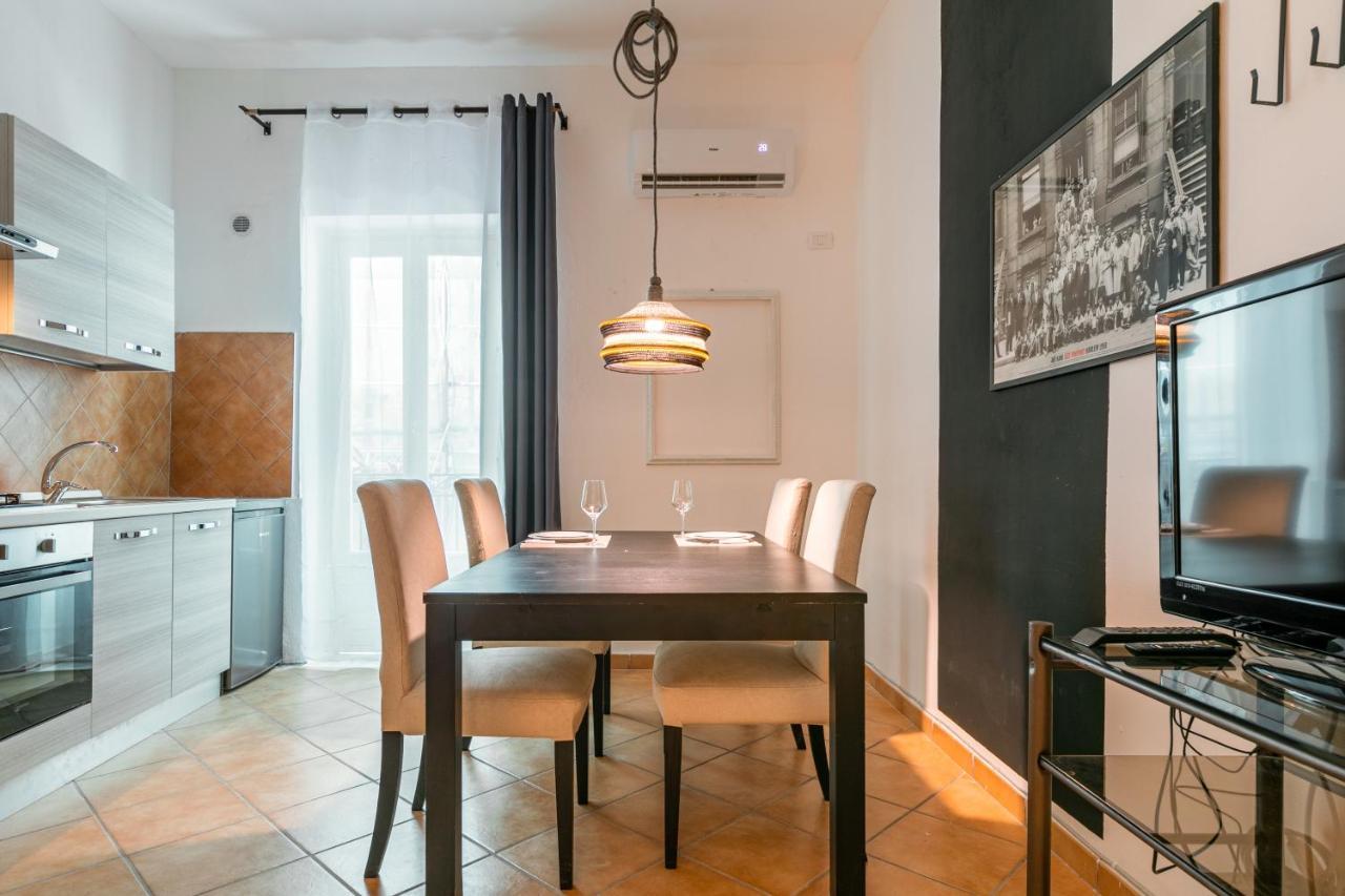 Ballaro Central Cozy Studio With Balcony ปาแลร์โม ภายนอก รูปภาพ